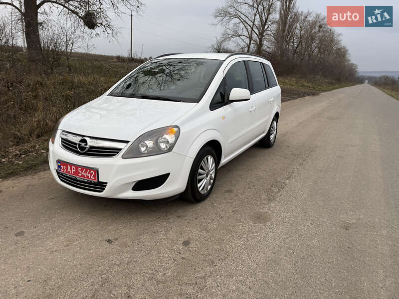 Микровэн Opel Zafira 2012 в Хмельницком фото Микровэн Opel Zafira 2012 в Хмельницком