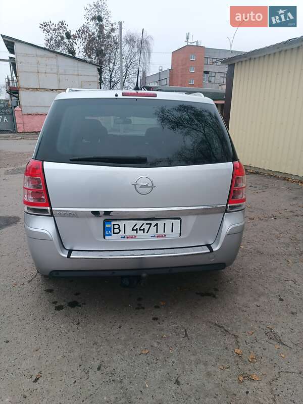 Мінівен Opel Zafira 2009 в Полтаві фото 5 Мінівен Opel Zafira 2009 в Полтаві