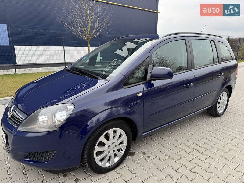Минивэн Opel Zafira 2012 в Львове фото 5 Минивэн Opel Zafira 2012 в Львове