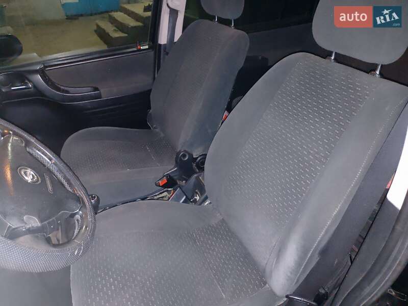 Минивэн Opel Zafira 2003 в Болграде фото 5 Минивэн Opel Zafira 2003 в Болграде