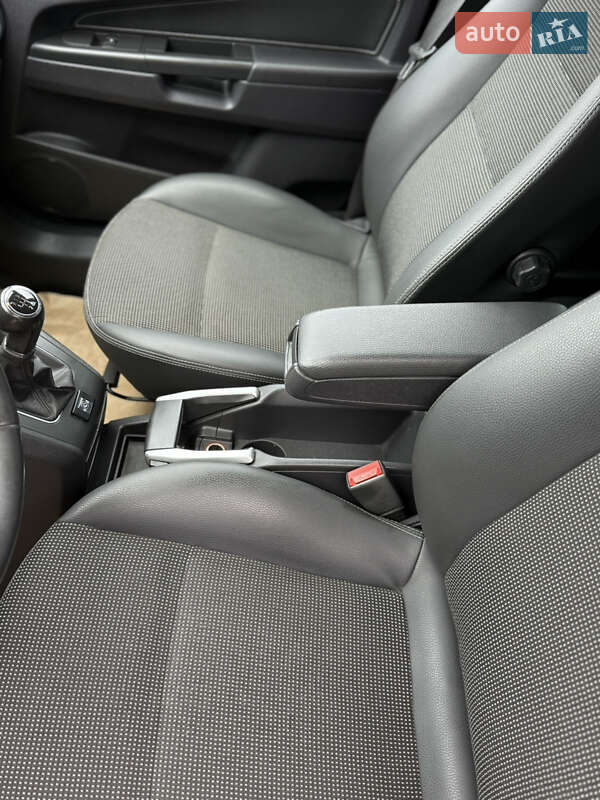 Минивэн Opel Zafira 2011 в Белой Церкви