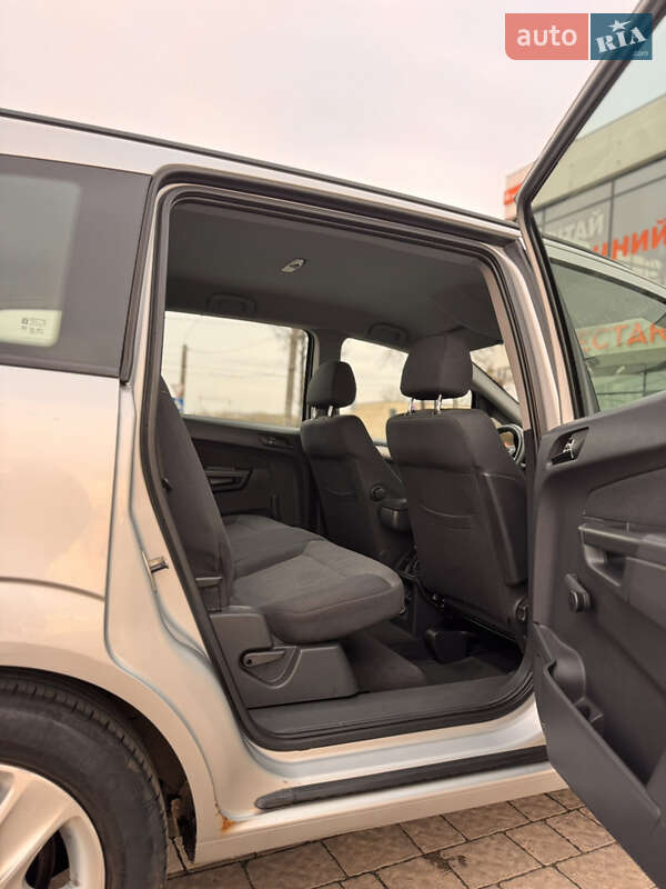 Минивэн Opel Zafira 2013 в Львове