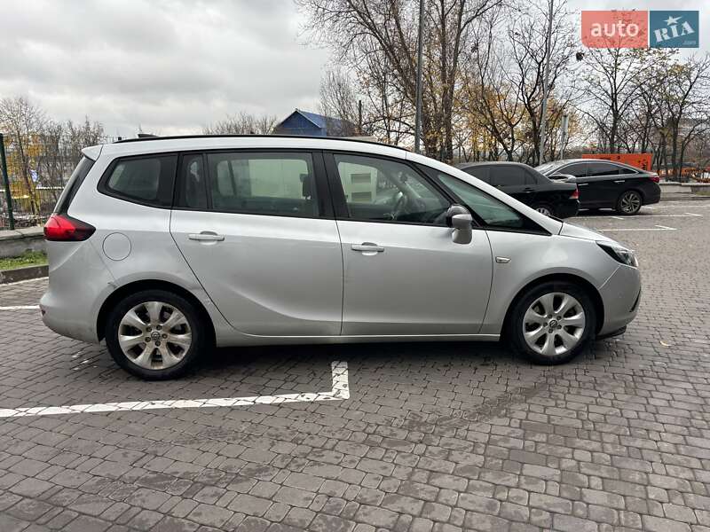 Мікровен Opel Zafira 2015 в Києві