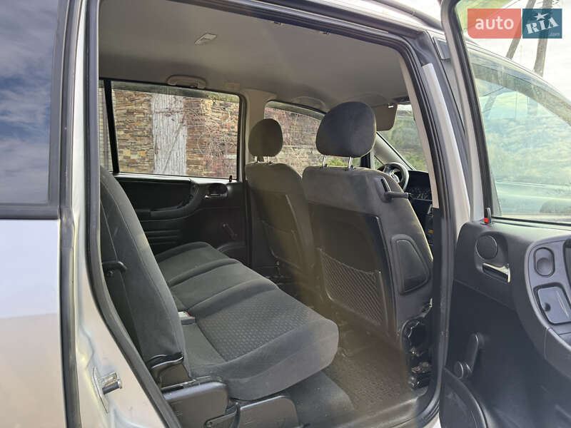 Минивэн Opel Zafira 2003 в Харькове фото 14 Минивэн Opel Zafira 2003 в Харькове