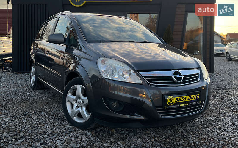 Минивэн Opel Zafira 2010 в Коломые