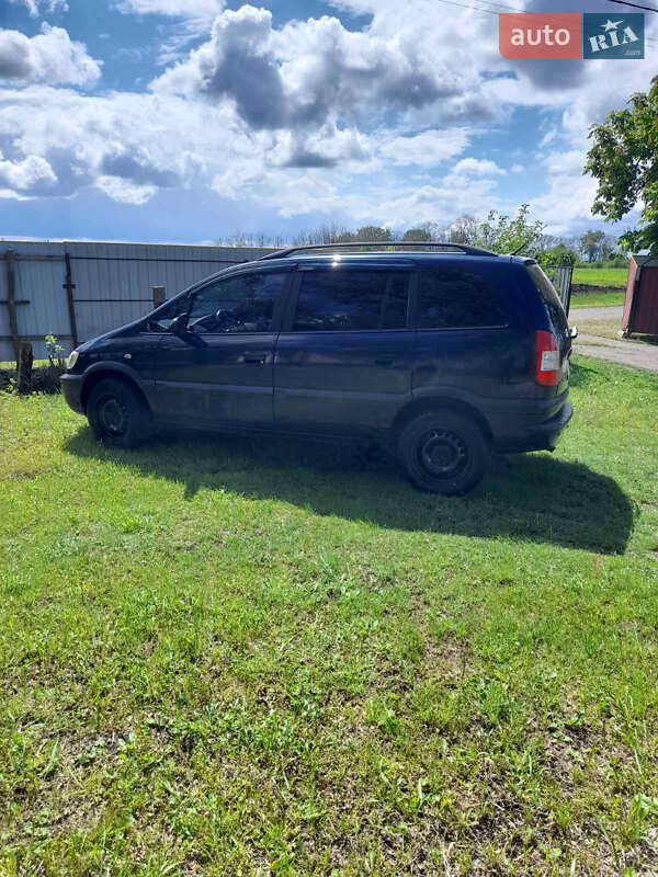Мінівен Opel Zafira 2003 в Оржиці