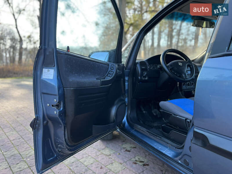 Минивэн Opel Zafira 2000 в Жовкве фото 17 Минивэн Opel Zafira 2000 в Жовкве