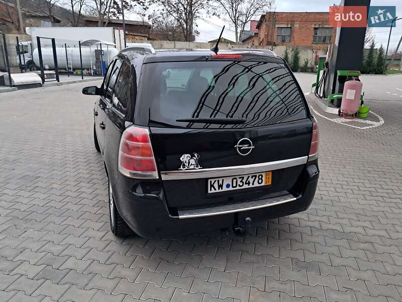 Минивэн Opel Zafira 2006 в Могилев-Подольске фото 10 Минивэн Opel Zafira 2006 в Могилев-Подольске