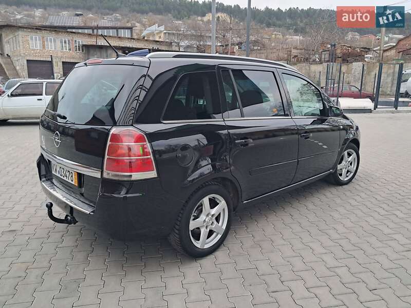 Минивэн Opel Zafira 2006 в Могилев-Подольске фото 14 Минивэн Opel Zafira 2006 в Могилев-Подольске
