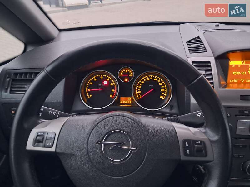 Минивэн Opel Zafira 2006 в Могилев-Подольске фото 66 Минивэн Opel Zafira 2006 в Могилев-Подольске