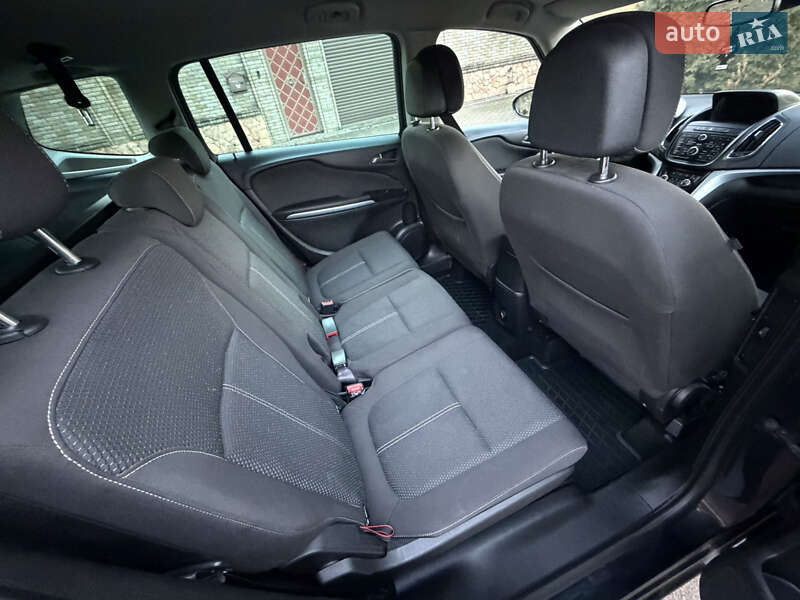 Микровэн Opel Zafira 2015 в Ровно