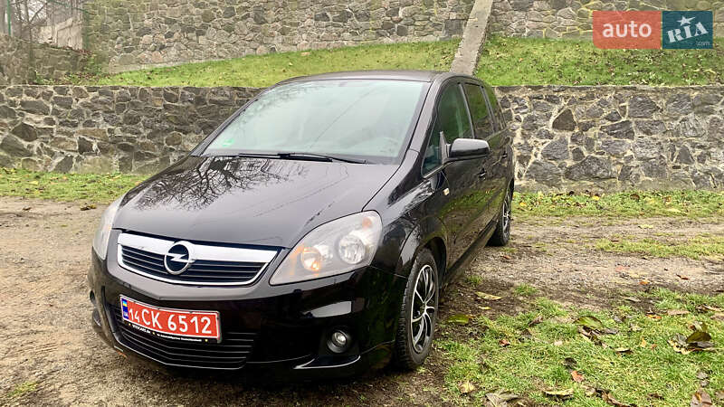 Минивэн Opel Zafira 2008 в Виннице