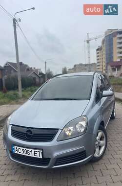 Минивэн Opel Zafira 2005 в Здолбунове