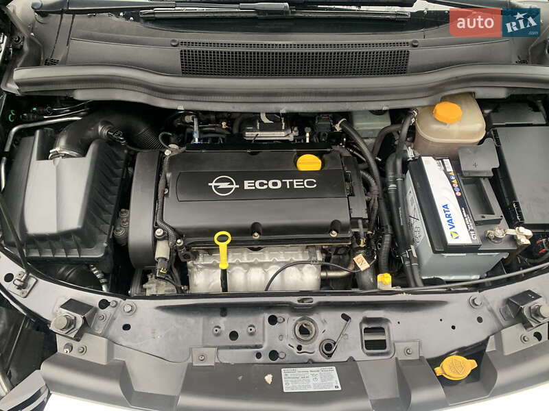 Минивэн Opel Zafira 2008 в Виннице