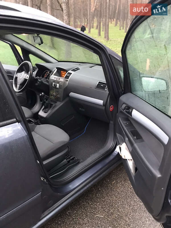 Минивэн Opel Zafira 2006 в Киеве фото 10 Минивэн Opel Zafira 2006 в Киеве