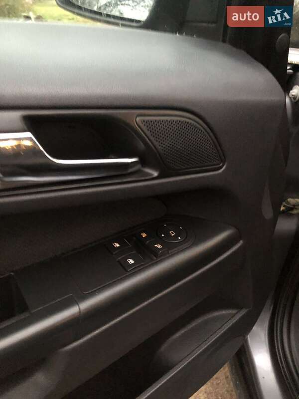 Минивэн Opel Zafira 2007 в Березному