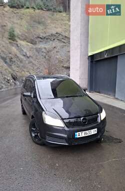 Мінівен Opel Zafira 2006 в Поляниці