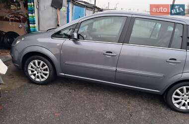 Минивэн Opel Zafira 2007 в Кременчуге