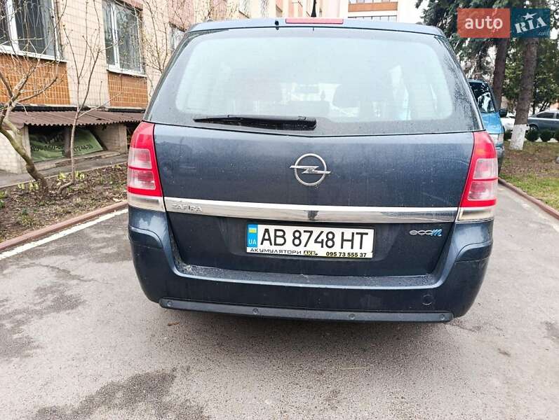 Минивэн Opel Zafira 2008 в Виннице