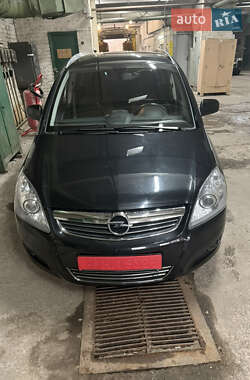 Мінівен Opel Zafira 2012 в Києві