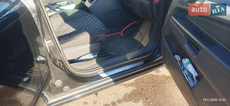 Минивэн Opel Zafira 2009 в Киеве