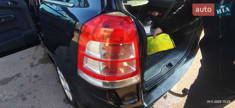 Минивэн Opel Zafira 2009 в Киеве