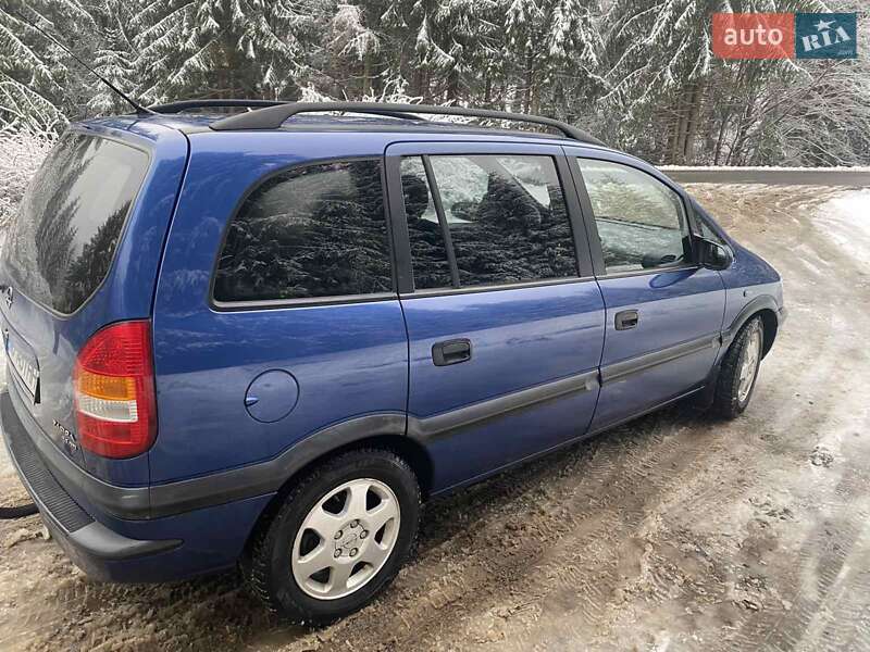 Минивэн Opel Zafira 2001 в Синевире