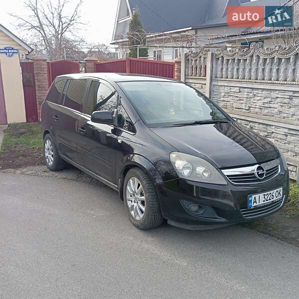Мінівен Opel Zafira 2010 в Борисполі