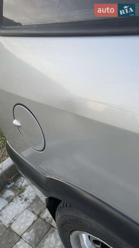 Мінівен Opel Zafira 2003 в Мостиській