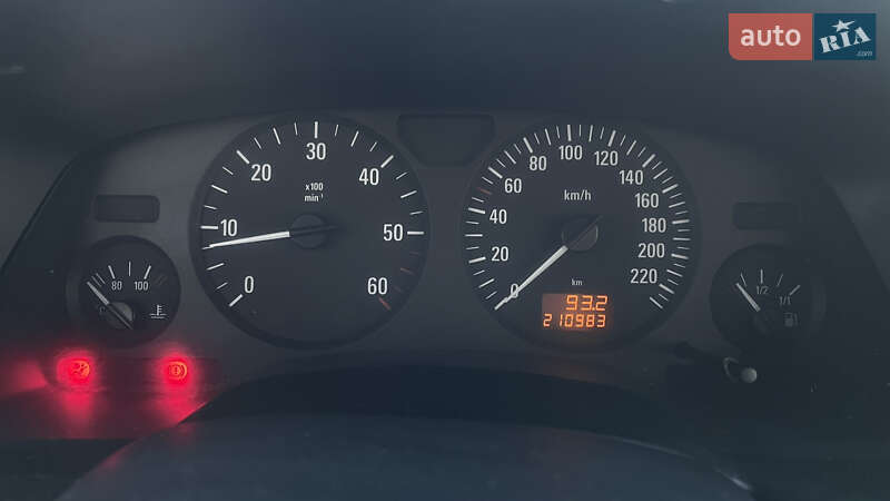 Мінівен Opel Zafira 2003 в Мостиській