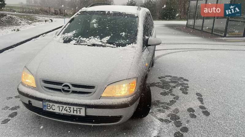 Мінівен Opel Zafira 2003 в Мостиській