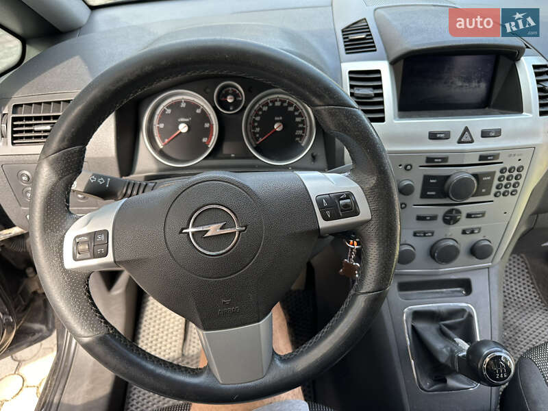 Мінівен Opel Zafira 2008 в Володимирі фото 7 Мінівен Opel Zafira 2008 в Володимирі