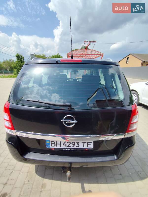 Минивэн Opel Zafira 2008 в Умани