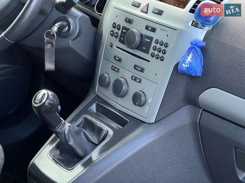 Минивэн Opel Zafira 2009 в Трускавце фото 47 Минивэн Opel Zafira 2009 в Трускавце