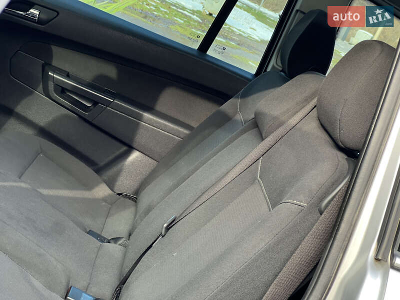 Минивэн Opel Zafira 2009 в Трускавце фото 56 Минивэн Opel Zafira 2009 в Трускавце