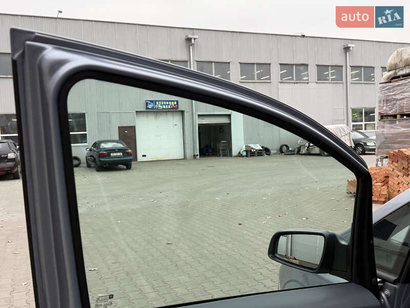 Минивэн Opel Zafira 2009 в Виннице