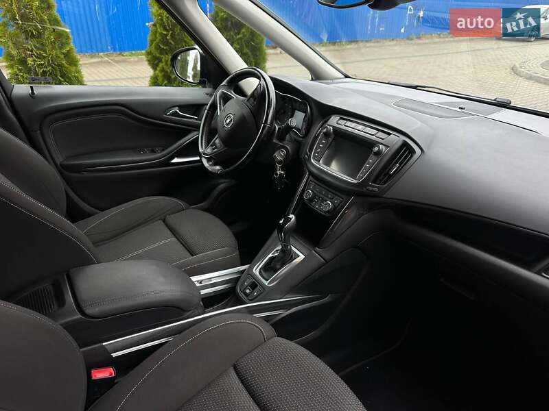 Минивэн Opel Zafira 2017 в Луцке
