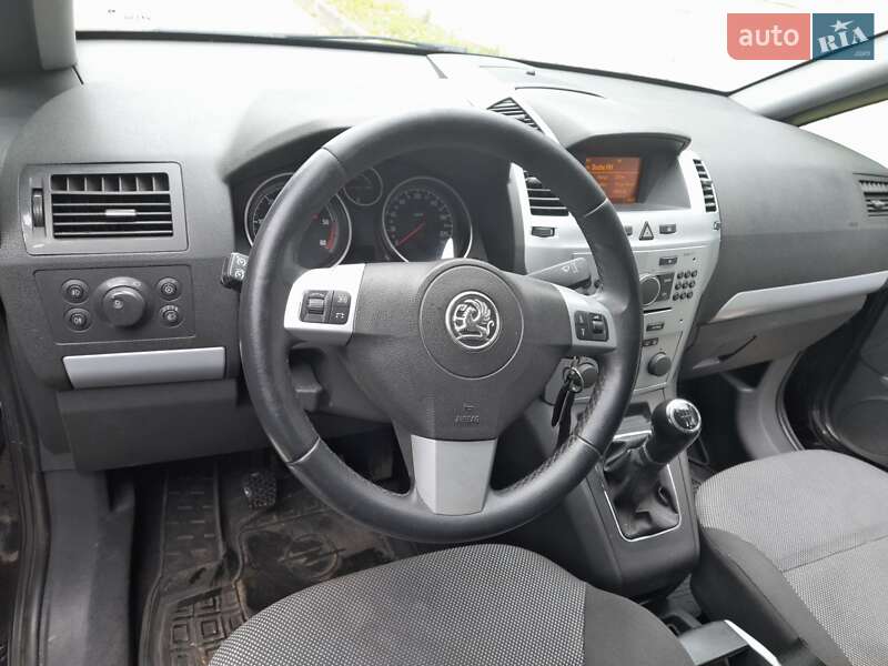 Мінівен Opel Zafira 2009 в Львові