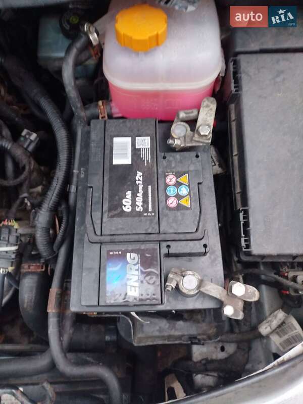 Минивэн Opel Zafira 2007 в Новояворовске фото 9 Минивэн Opel Zafira 2007 в Новояворовске