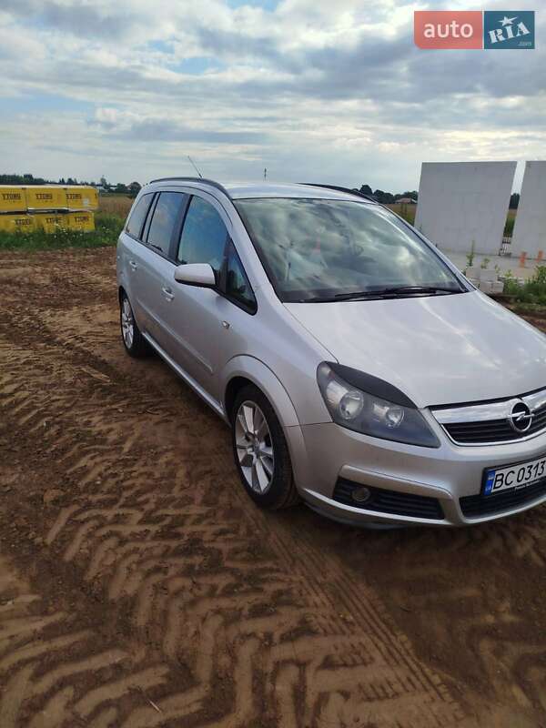 Минивэн Opel Zafira 2007 в Новояворовске фото 2 Минивэн Opel Zafira 2007 в Новояворовске