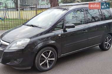 Минивэн Opel Zafira 2009 в Харькове