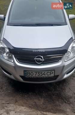 Минивэн Opel Zafira 2008 в Тернополе