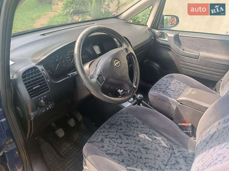 Opel Zafira 2000
