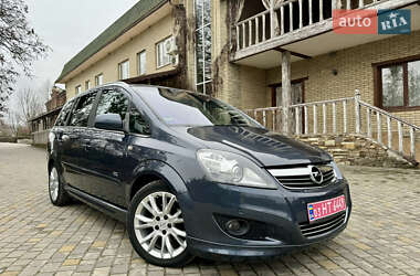 Минивэн Opel Zafira 2010 в Харькове