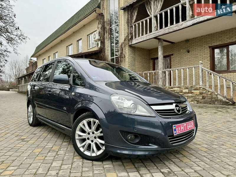 Opel Zafira 2010 Opel Zafira 2010
