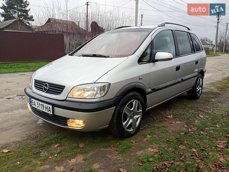 Opel Zafira 2002