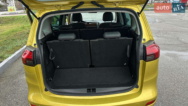Мінівен Opel Zafira 2018 в Житомирі