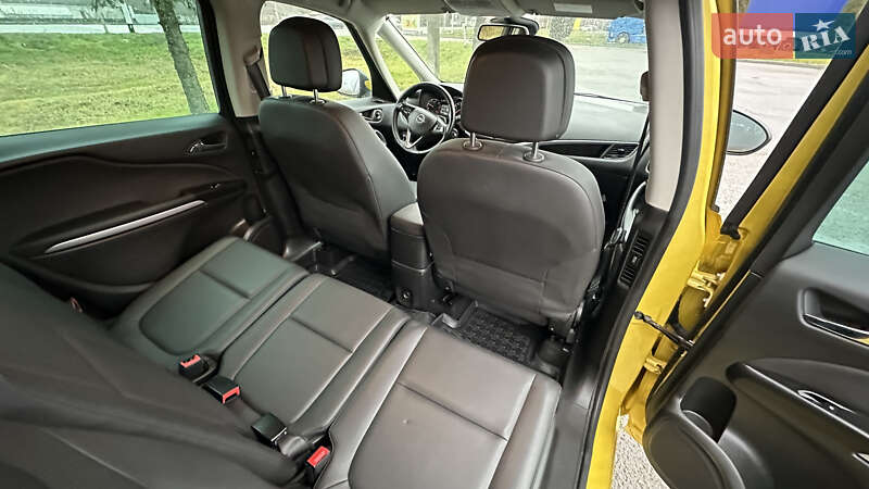 Мінівен Opel Zafira 2018 в Житомирі