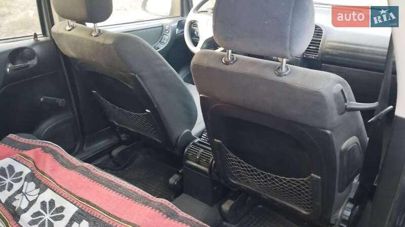 Минивэн Opel Zafira 2004 в Запорожье