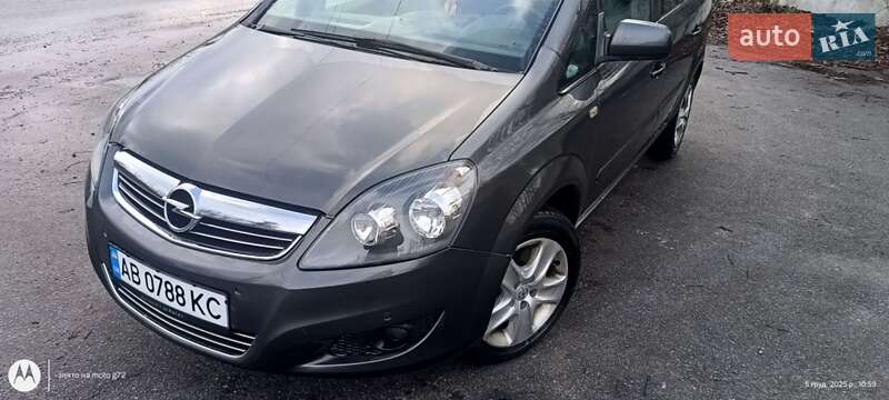 Opel Zafira 2011 Opel Zafira 2011